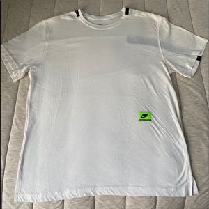 Nike DriFit Activewear T-Shirt (2019)